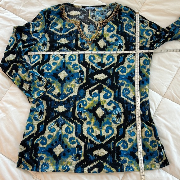 IZOD Women’s Batik Tunic Med. - Picture 8 of 11